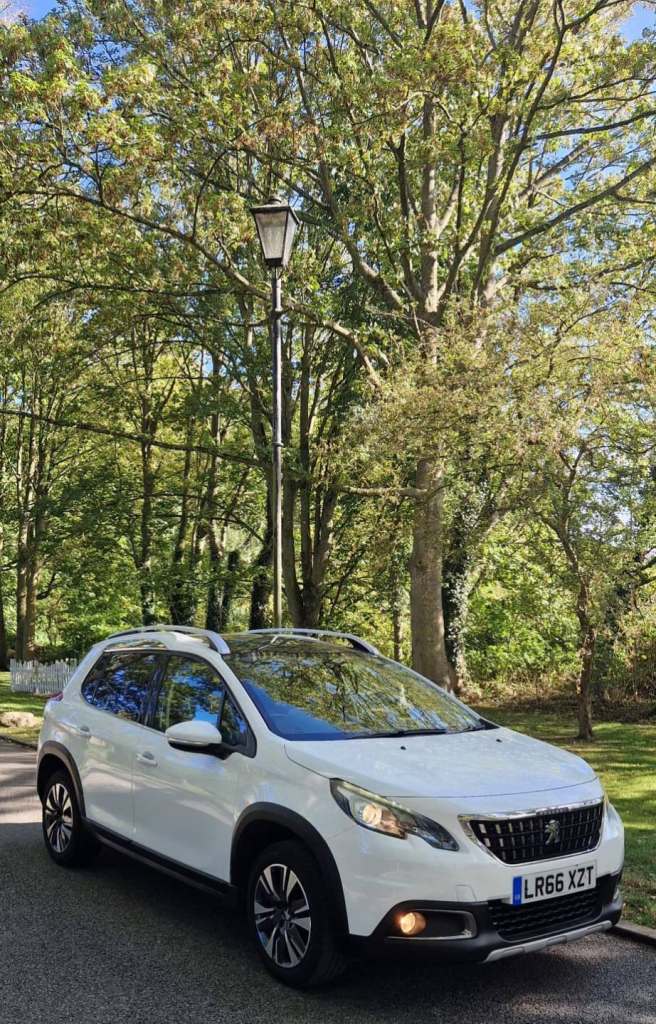 Peugeot, 2008, Hatchback, 2016, Manual, 1199 (cc), 5 doors