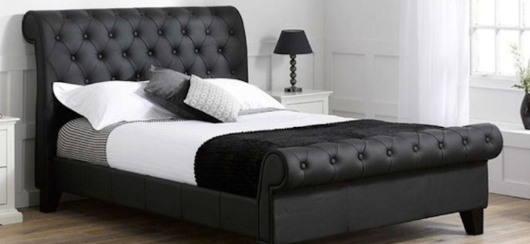 Black leather king size Sleigh Bed – excellent Condition