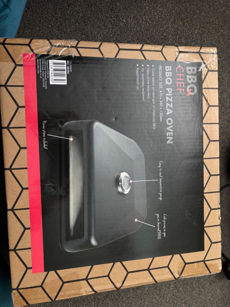 BBQ Pizza Oven *new in box*