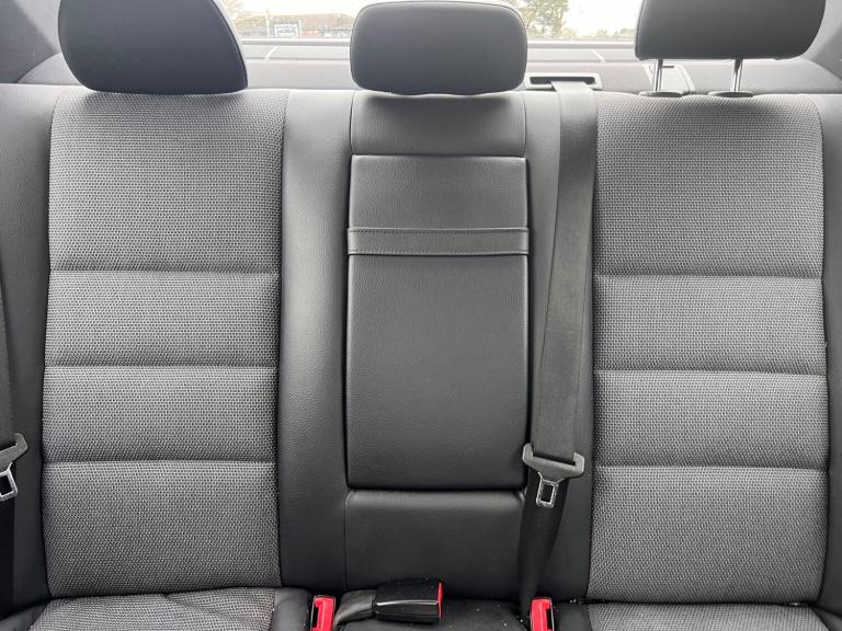 2009 Mercedes-Benz C Class C220 CDI BlueEFFICIENCY Sport 4dr Auto SALOON Diesel Automatic