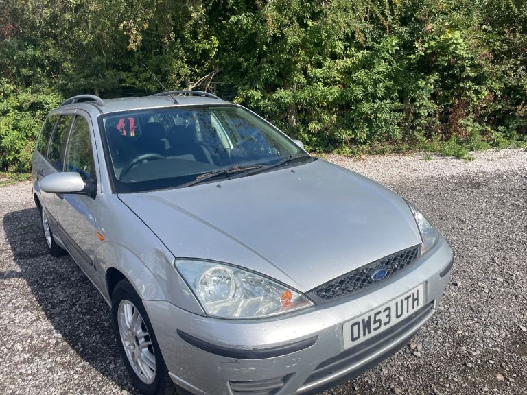 FORD FOCUS 1.6 AUTOMATIC ZETEC 53 REG 21 SERVICE STAMPS TIMING BELT REPLACED MOT FEBRUARY 12TH 2027 