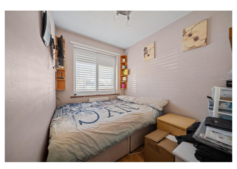 Spacious & Cosy Double Room For Rent AT DA6 7NY