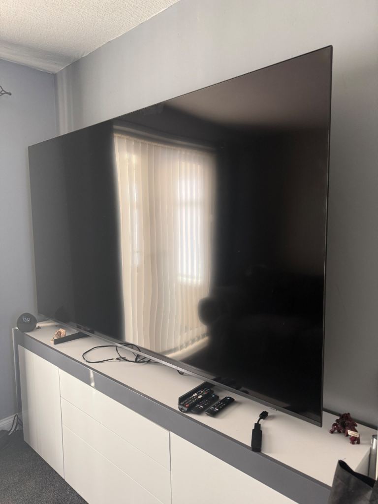 85 Inch Samsung Smart TV