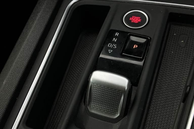 2020 SEAT Leon 1.5 eTSI 150 FR 5dr DSG HATCHBACK PETROL Automatic