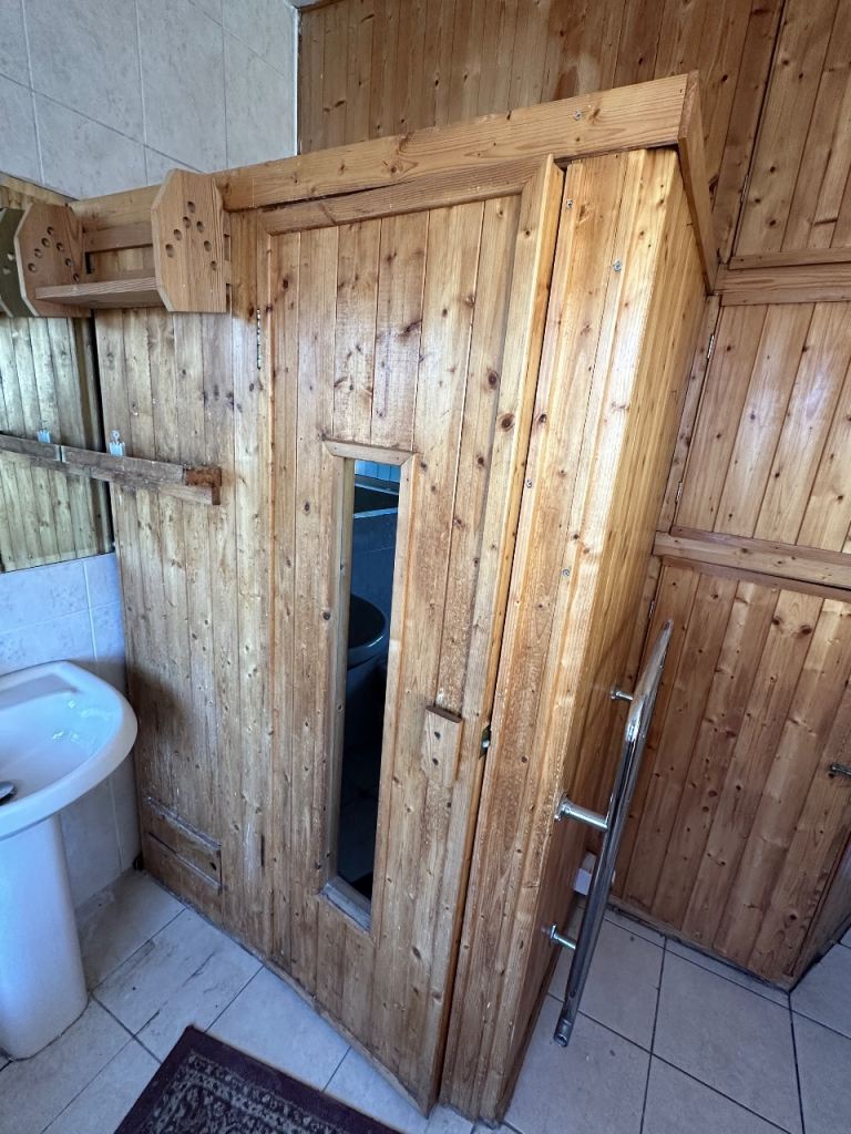 Sauna fully working - dismantled