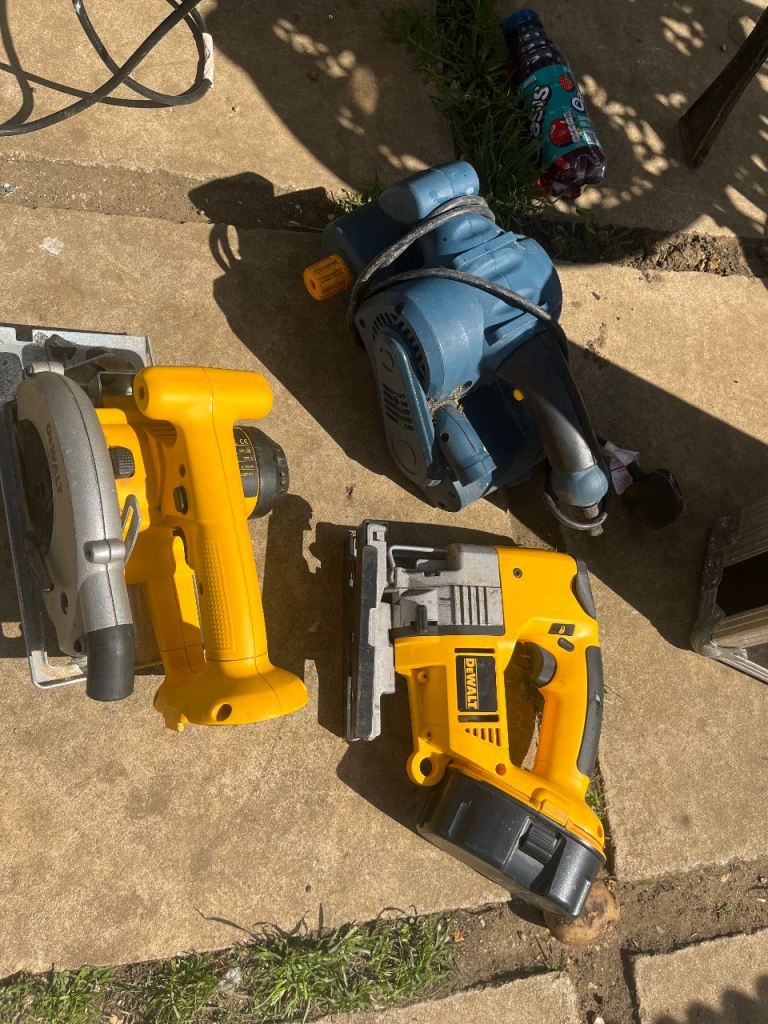 DeWalt Power Tools Set – Circular Saw, Jigsaw, Sander