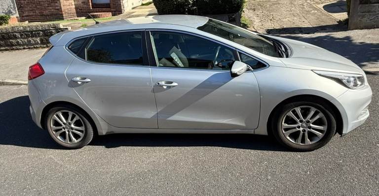 Kia, CEED, Hatchback, 2012, Manual, 1582 (cc), 5 doors