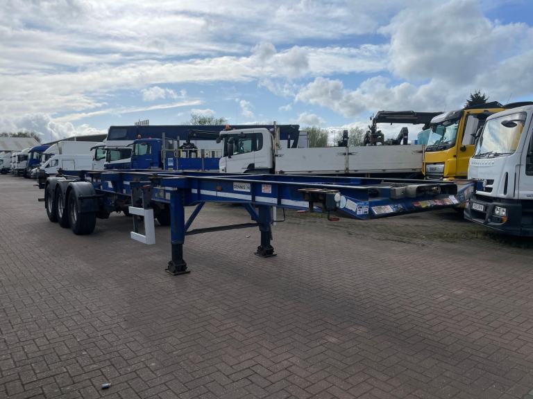 DENNISON LOCK AND GO SLIDING SKELETAL TRAILER – C382706