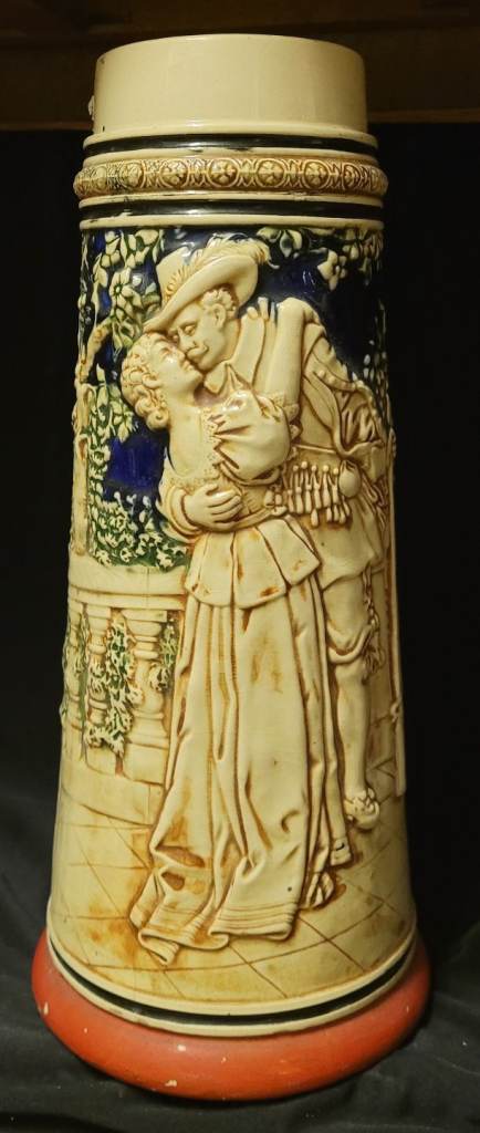 Large 32Cm High 2 Littre Decorative Pottery Tankard  Excellent Condition (k)