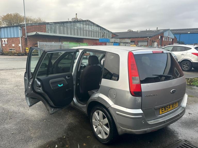 2004 Ford Fusion 1.6 + 5dr Auto HATCHBACK Petrol Automatic
