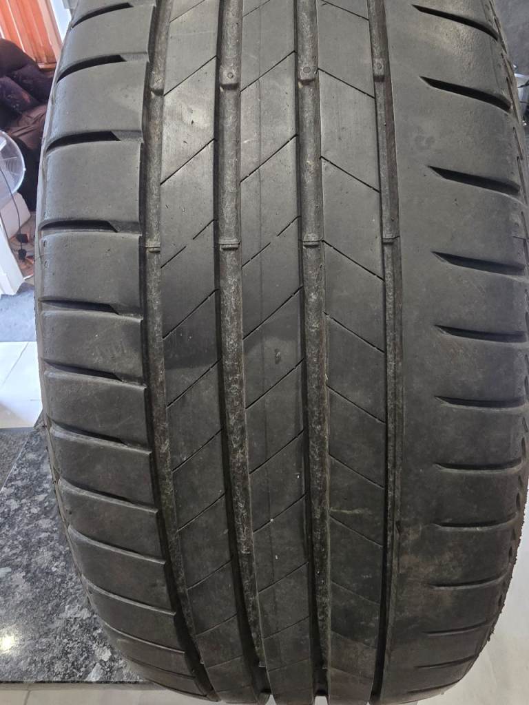 225 45 18