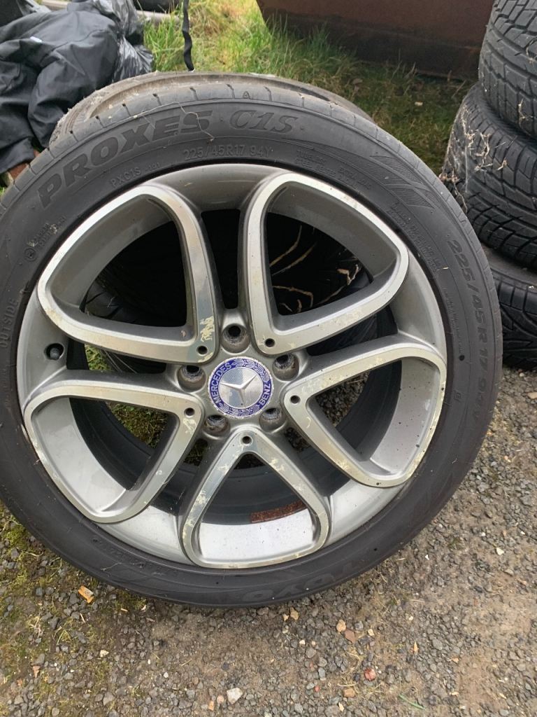 Car wheels and tyres 