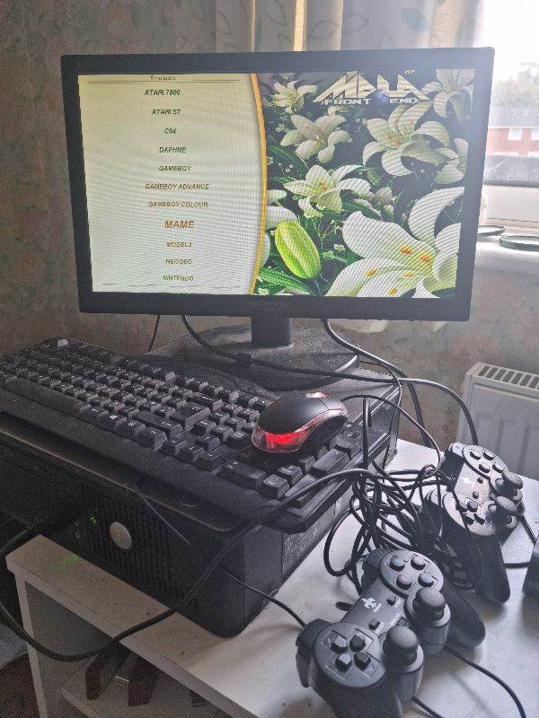 Dell Optiplex 780 Windows 10 - Plus loaded with MAME Games loads 