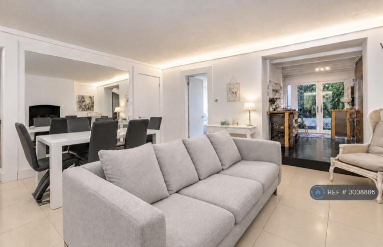 2 bedroom flat in Lillie Road, London, SW6 (2 bed) (#3038886)
