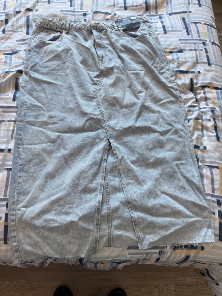 UK20 F&F Maxi Denim skirt high rise cotton rich as pic unworn NEW with tags Collect BS5 6YG 