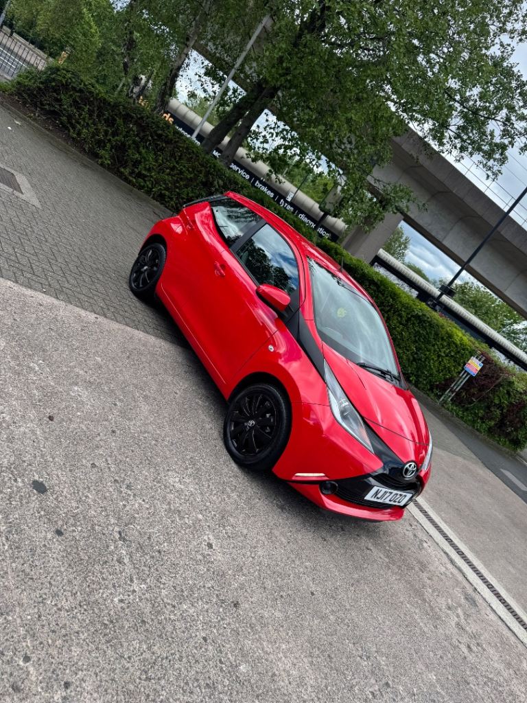 Toyota, AYGO, Hatchback, 2017, Manual, 998 (cc), 5 doors