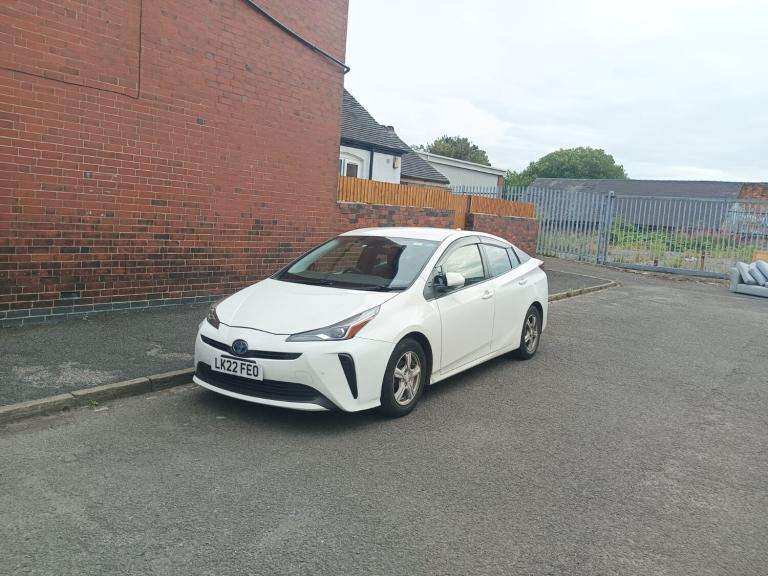 2022 Toyota Prius 1.8 Hatchback 4dr Petrol Hybrid CVT (120 g/km, 70 bhp) Hatchback Hybrid Electri...
