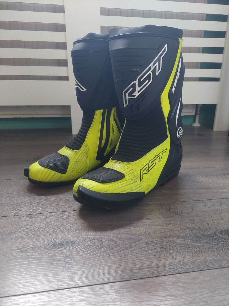 Motorcycle boots size 8 
