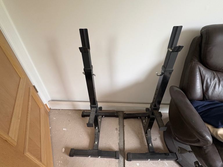 Squat stands