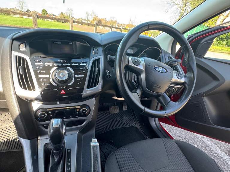 Ford, FOCUS, Hatchback, 2012, Semi-Auto, 1596 (cc), 5 doors