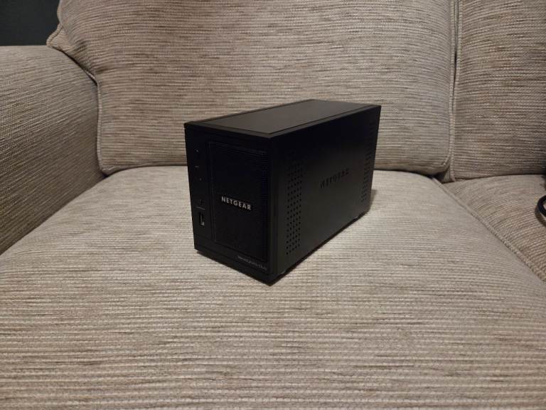 NETGEAR ReadyNAS Duo RND2000 v2 2-Bay Desktop NAS with PSU (No Drives)