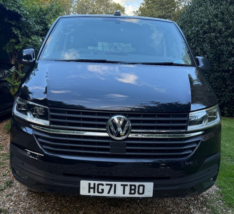2022 Volkswagen VW Transporter T6.1 Kombi Highline TDI LWB DSG 150 T32 Black 28K NO VAT