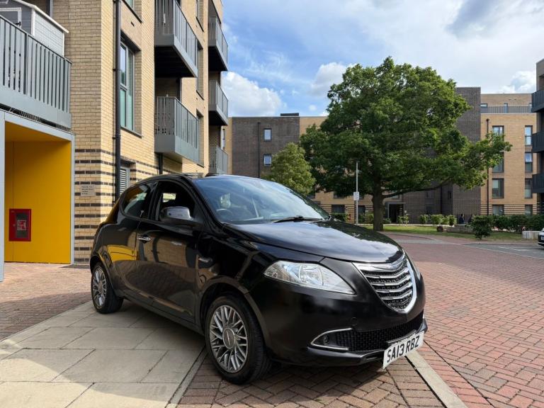 Chrysler, YPSILON, Hatchback, 2013, Manual, 1242 (cc), 5 doors