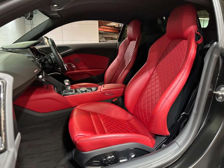 2020 Audi R8 5.2 FSI V10 Quattro Perform Carbon Bk 2dr S Tronic COUPE PETROL Automatic