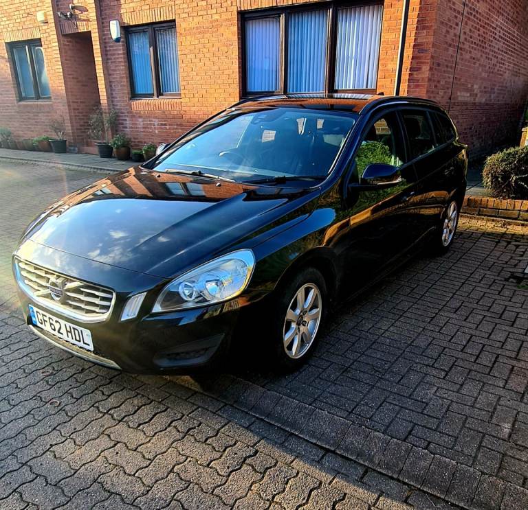 Volvo, V60, Estate, 2013, Manual, 1984 (cc), 5 doors