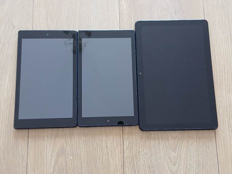 3 Kindles (please read all description)