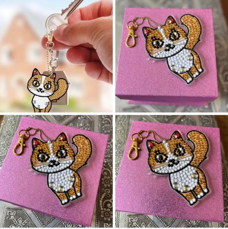 Cute Cat Diamond Art Keyring - New & Unused