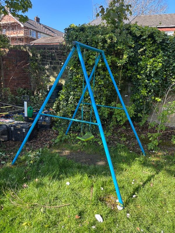 TP Deluxe Single Metal Swing-well used 