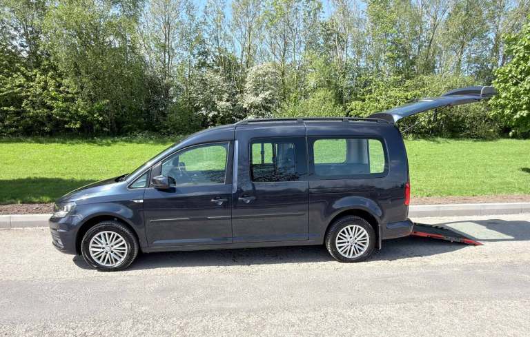 2016 Volkswagen Caddy Maxi Life C20 2.0 TDI Wheelchair Accessible Disabled Mobility Adapted Vehic...