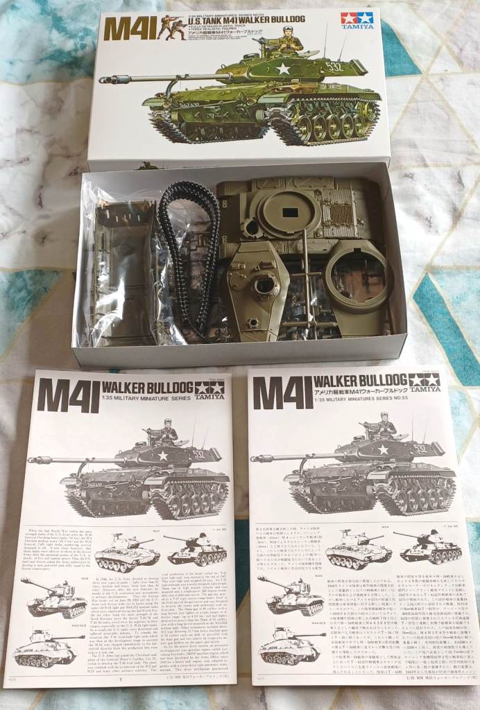 Tamiya U.S. Korean War M41 Walker Bulldog Light Tank 1:35 Model - New