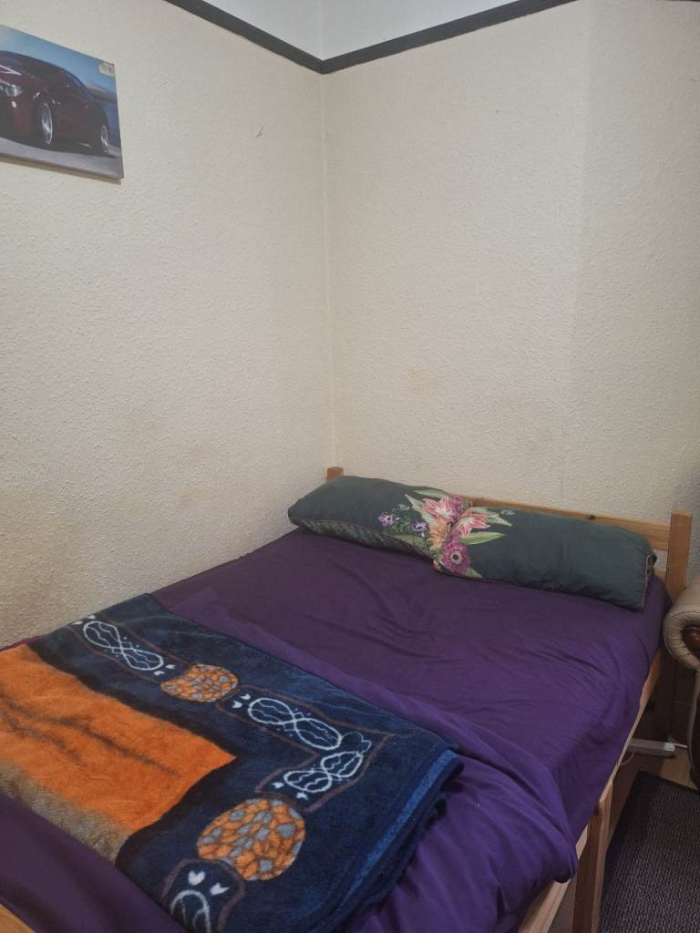 Double Bedroom in Levenshulme for a nice person 
