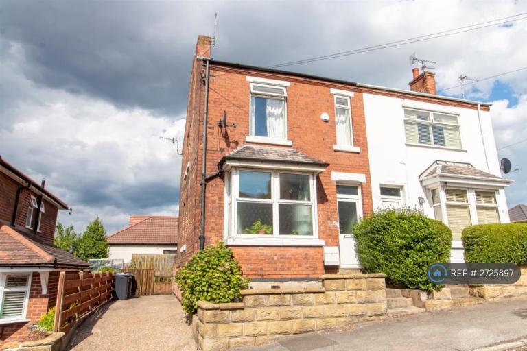 1 bedroom flat in Beech Avenue, Mapperley, Nottingham, NG3 (1 bed) (#2725897)
