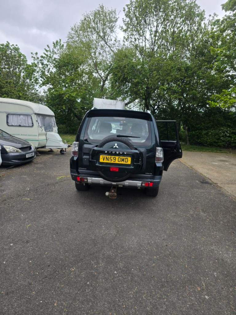 Mitsubishi, SHOGUN, Estate, 2009, Other, 3200 (cc), 5 doors