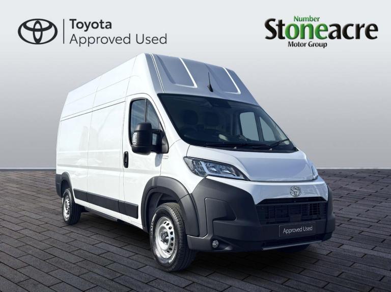  Toyota PROACE MAX 42 110kWh Icon Long Panel Van 5dr Electric Auto L3 H3 (272 ps) Electric Automatic