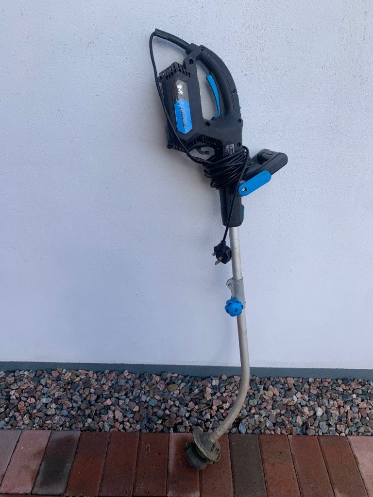 Mac Allister strimmer