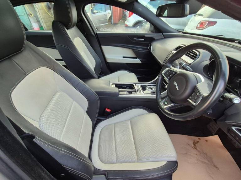 2017 Jaguar XE 2.0 Ingenium R-Sport 4dr Auto SALOON PETROL Automatic