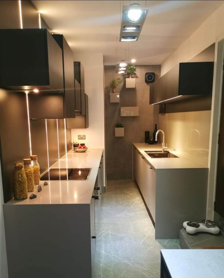 Ultra Hi-specification Ex Display German Kitchen/ Silestone worktops - retirement clearance sale