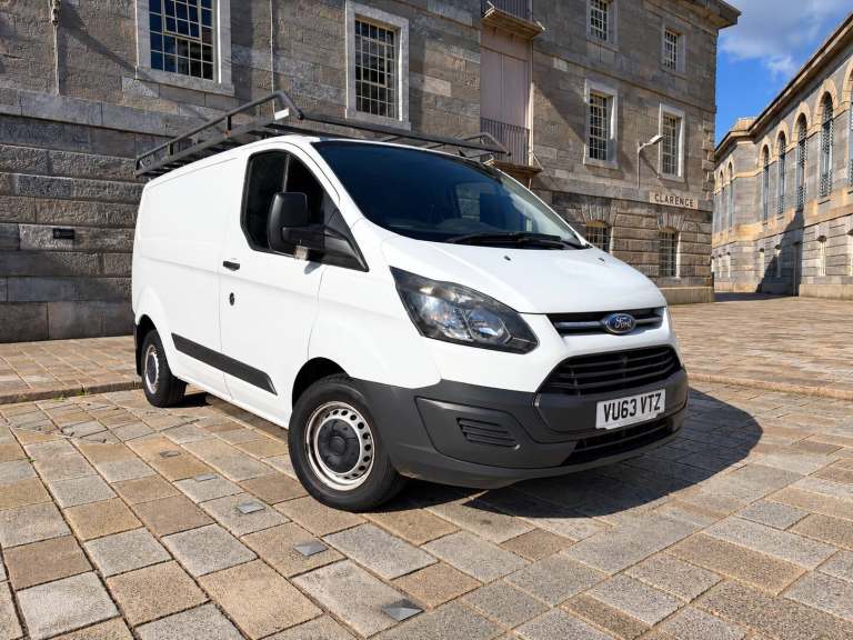 2013 Ford Transit Custom 2.2 TDCi 100ps Low Roof Van PANEL VAN Diesel Manual