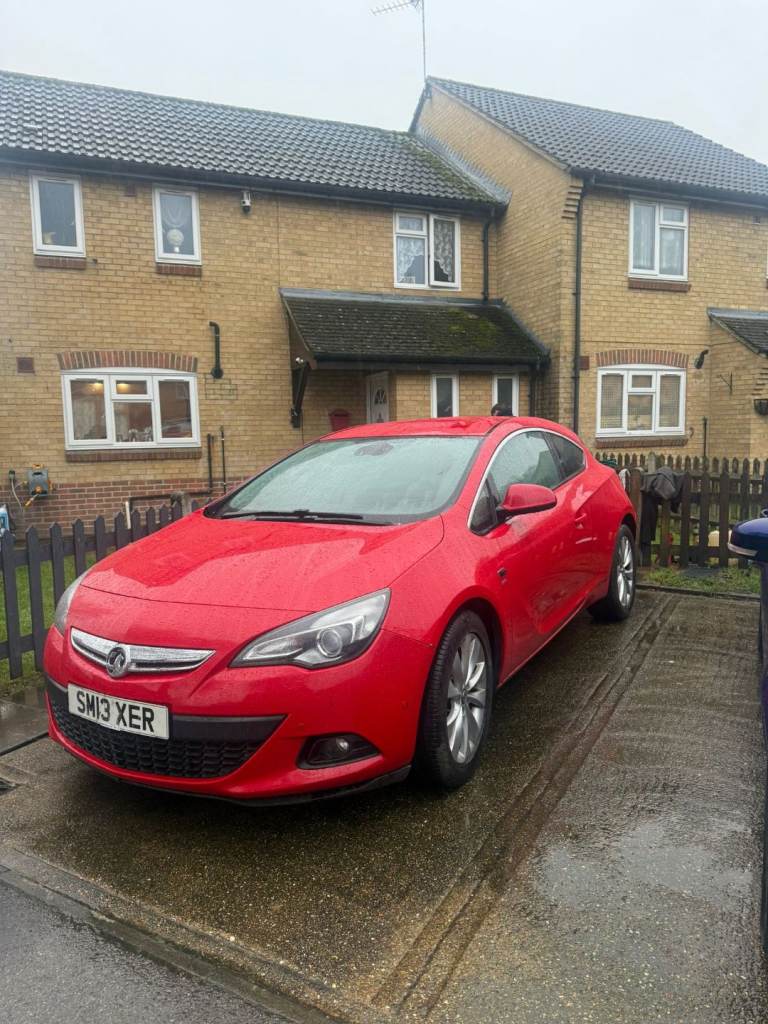 Vauxhall, ASTRA GTC, Hatchback, 2013, Manual, 1364 (cc), 3 doors