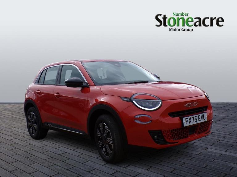2025 Fiat 600 1.2 Hybrid 48V 136 5dr eDCT-6 HATCHBACK PETROL Automatic