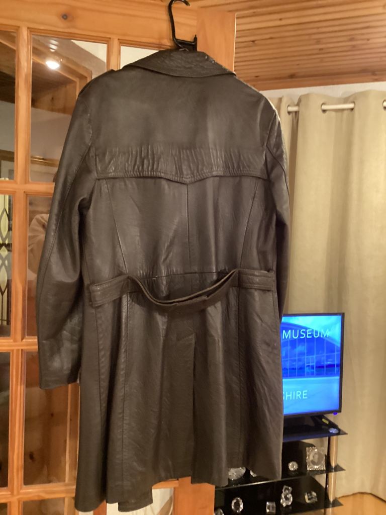 Men's Brown Leather Trench Coat - Good Condition