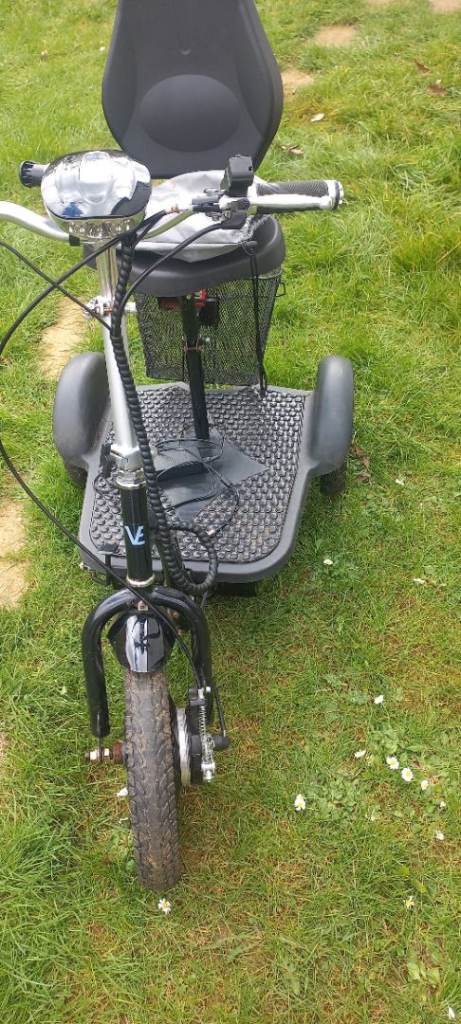 Disability luxury electric scooter (Veleco)