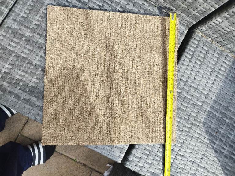 Beige Carpet tiles