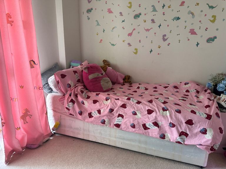 Single bed