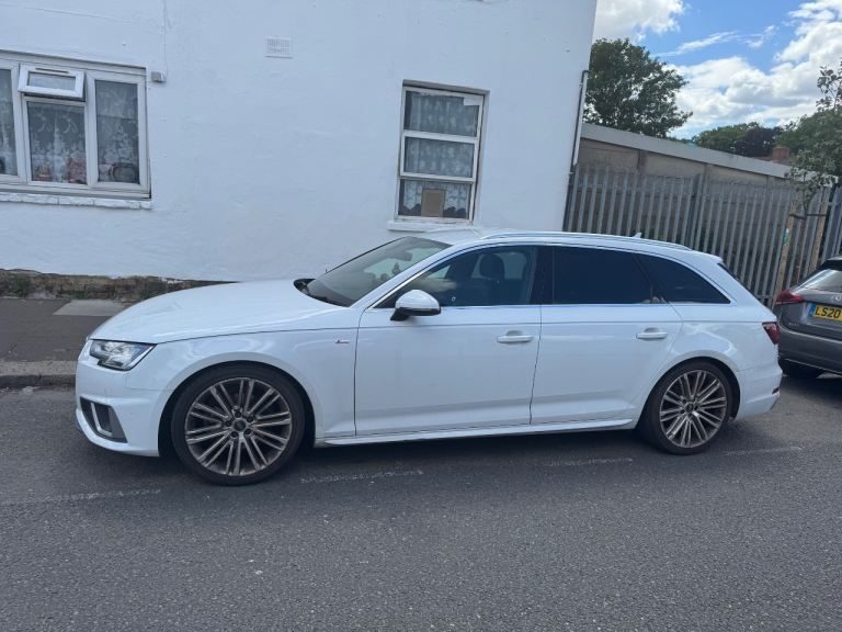 Audi, A4, Estate, 2019 Automatic S line Avant, 1984 (cc), 5 doors