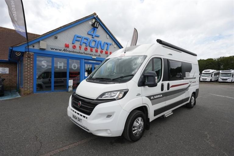 Adria Twin 600 SP FIAT 3 BERTH 4 TRAVEL SEAT MOTORHOME